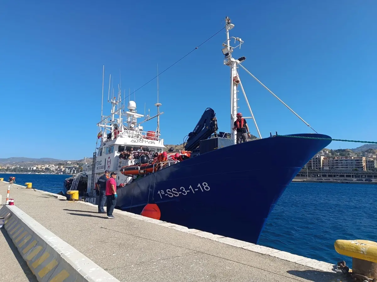 Reggio, al porto sono sbarcati 112 persone di varia provenienza