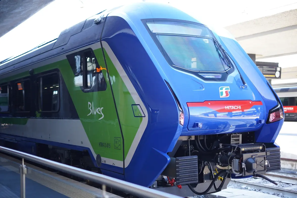 Reggio, partito con destinazione Sibari il quarto treno Blues in servizio in Calabria