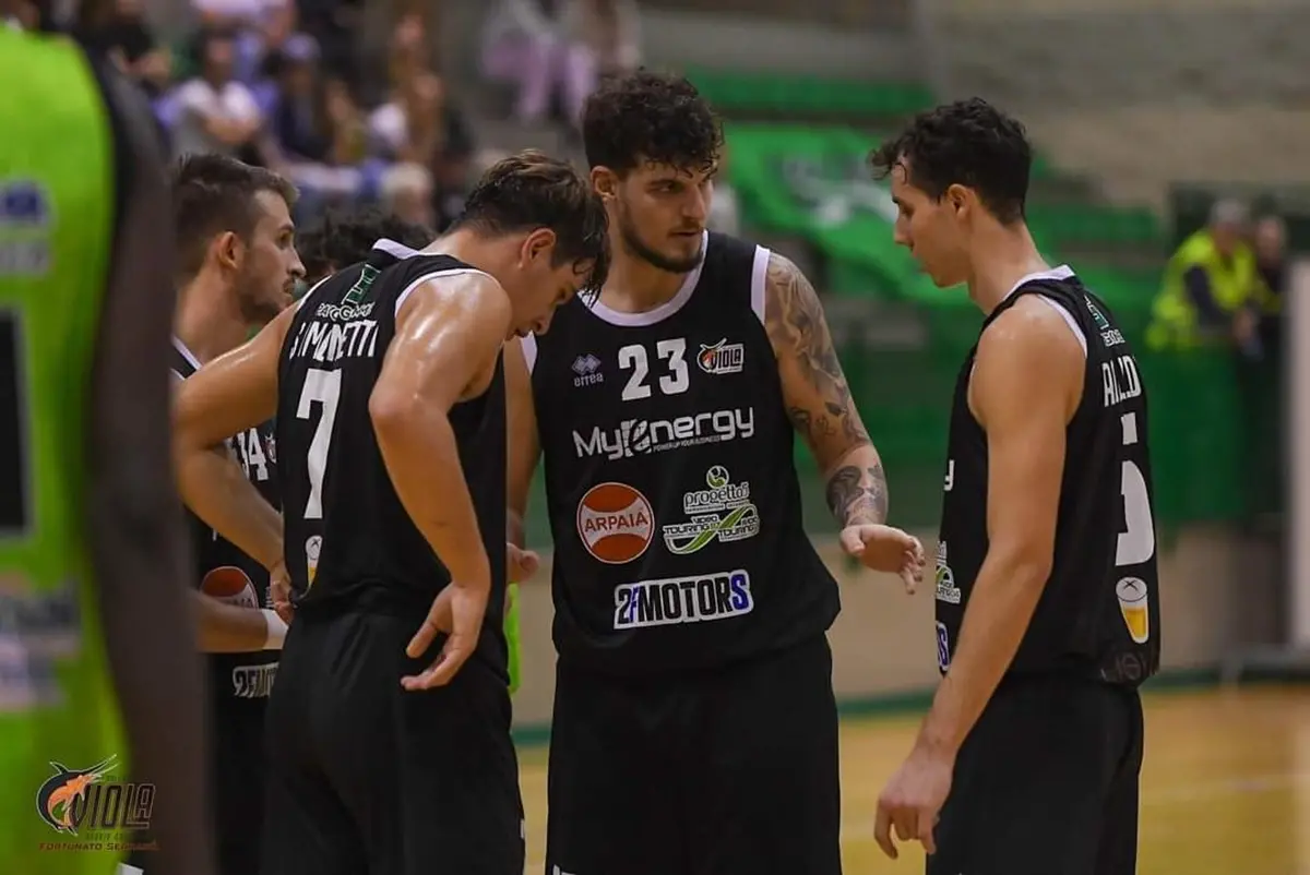 Basket, la pallacanestro Viola ospita Castanea di Messina