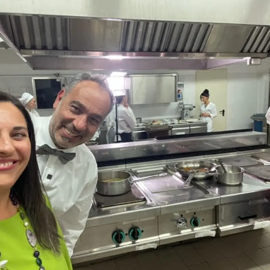 Striscia la notizia accende i riflettori su Museo del bergamotto di Reggio e Alberghiero Trecroci