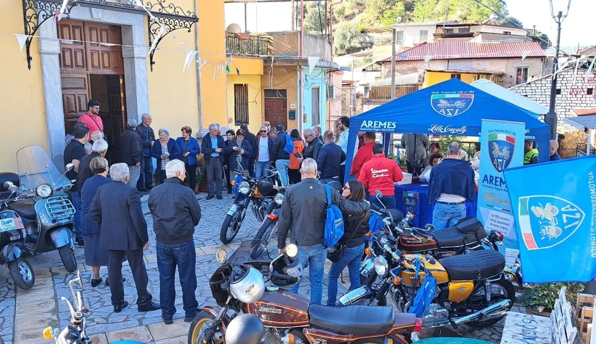 \"Moto festival 2023\" a Reggio, un tour fra Borgo Croce, museo Mino Reitano e Cardeto
