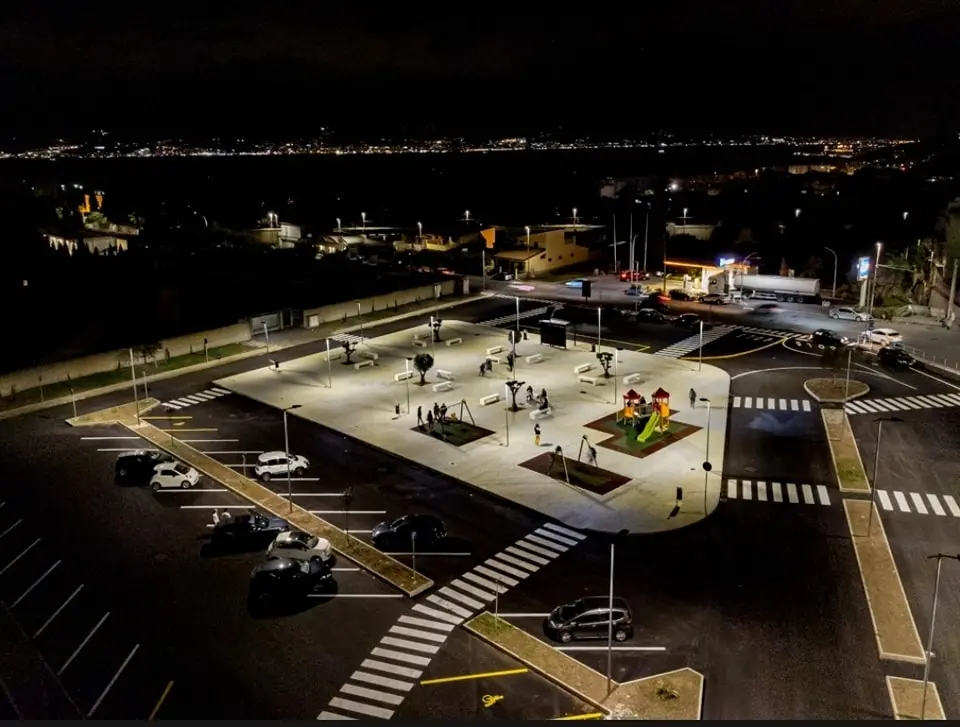 Reggio, Falcomatà: «A Condera una discarica è stata trasformata in un parco giochi»