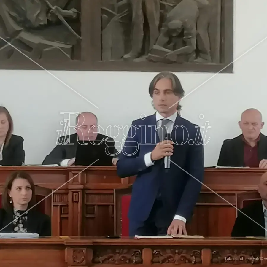 Reggio, nessuna giunta sotto l'albero: il Pd affina le strategie