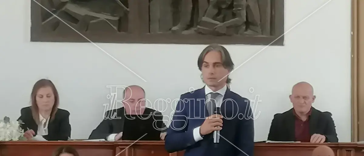 Reggio, nessuna giunta sotto l'albero: il Pd affina le strategie