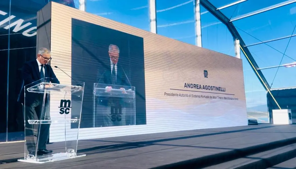 Agostinelli alla cerimonia di inaugurazione della “Celestino Maresca” in porto a Gioia Tauro