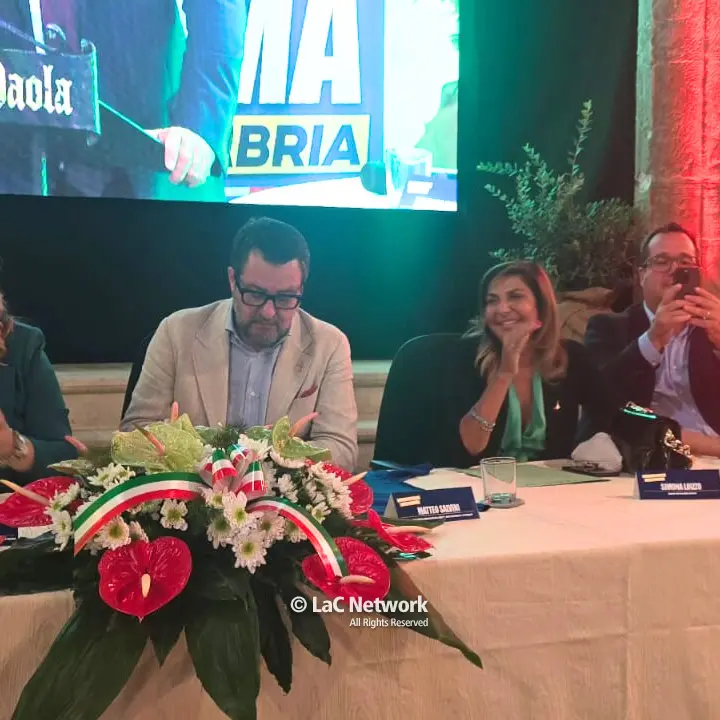 «Il Ponte sullo Stretto sia intitolato a San Francesco di Paola», la proposta del sindaco Perrotta a Salvini