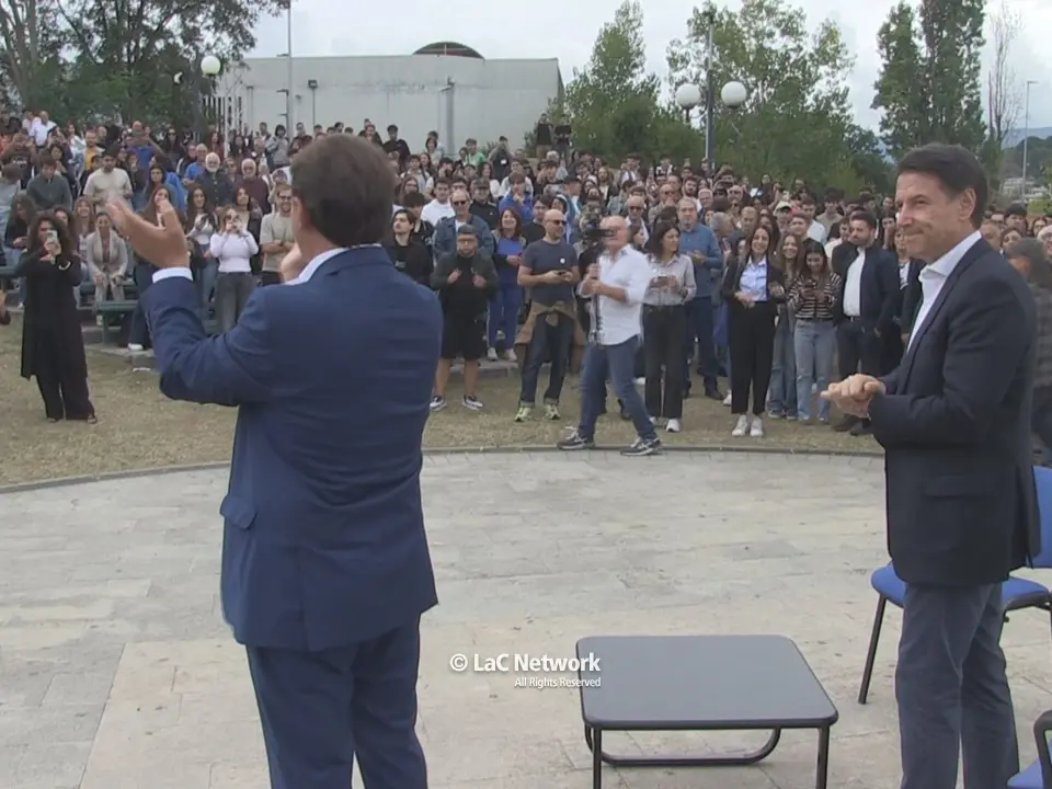 Giuseppe Conte all’Unical: «La circolare top secret alle scuole cosentine sulla Palestina? Episodio grave, hanno paura dei giovani»
