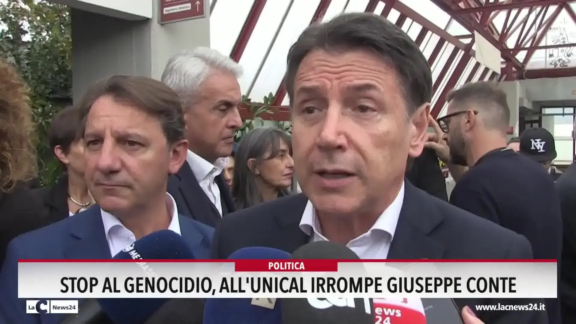 Stop al genocidio, all'Unical irrompe Giuseppe Conte
