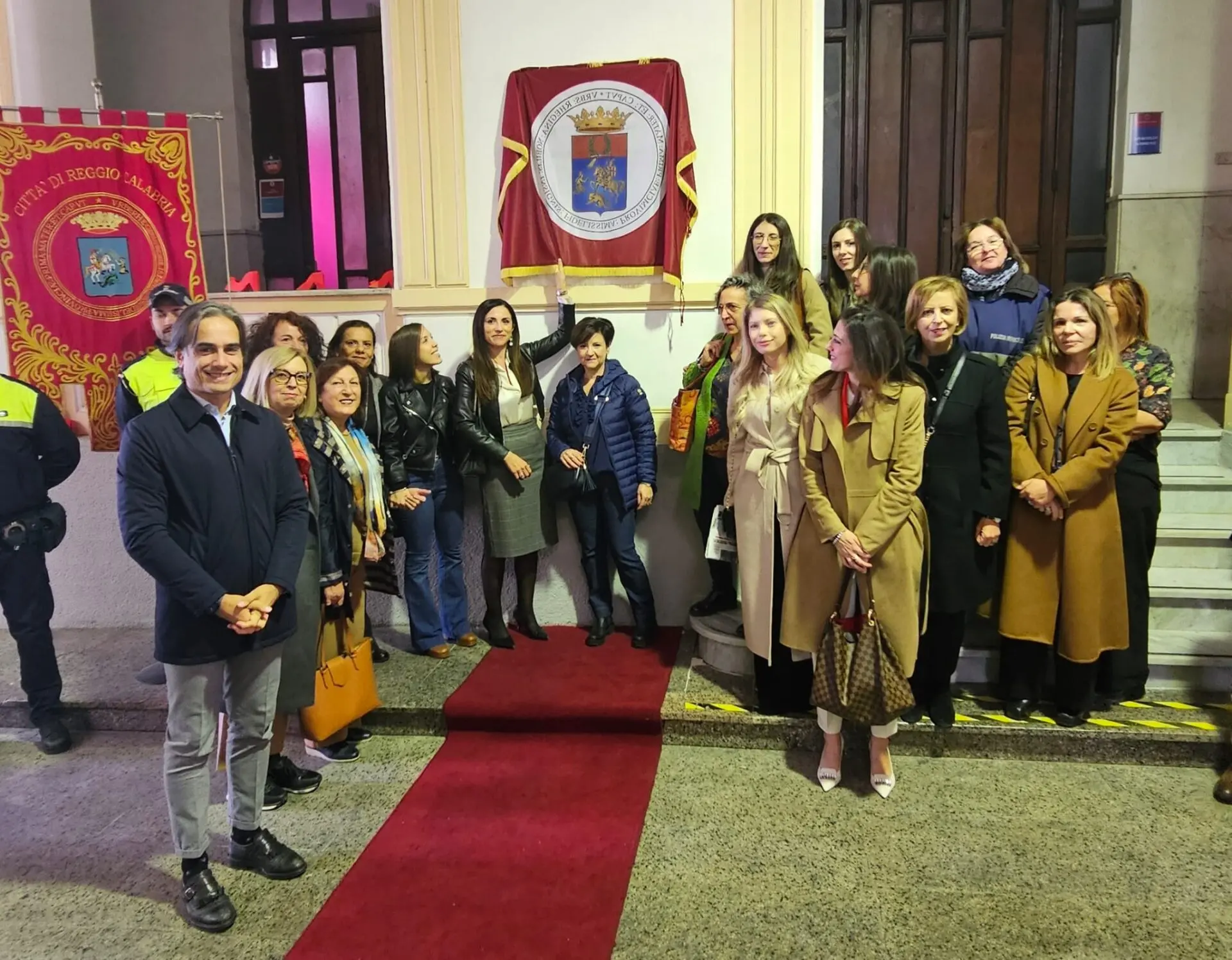 25 novembre: a Palazzo San Giorgio una targa ricorderà le vittime di femminicidio