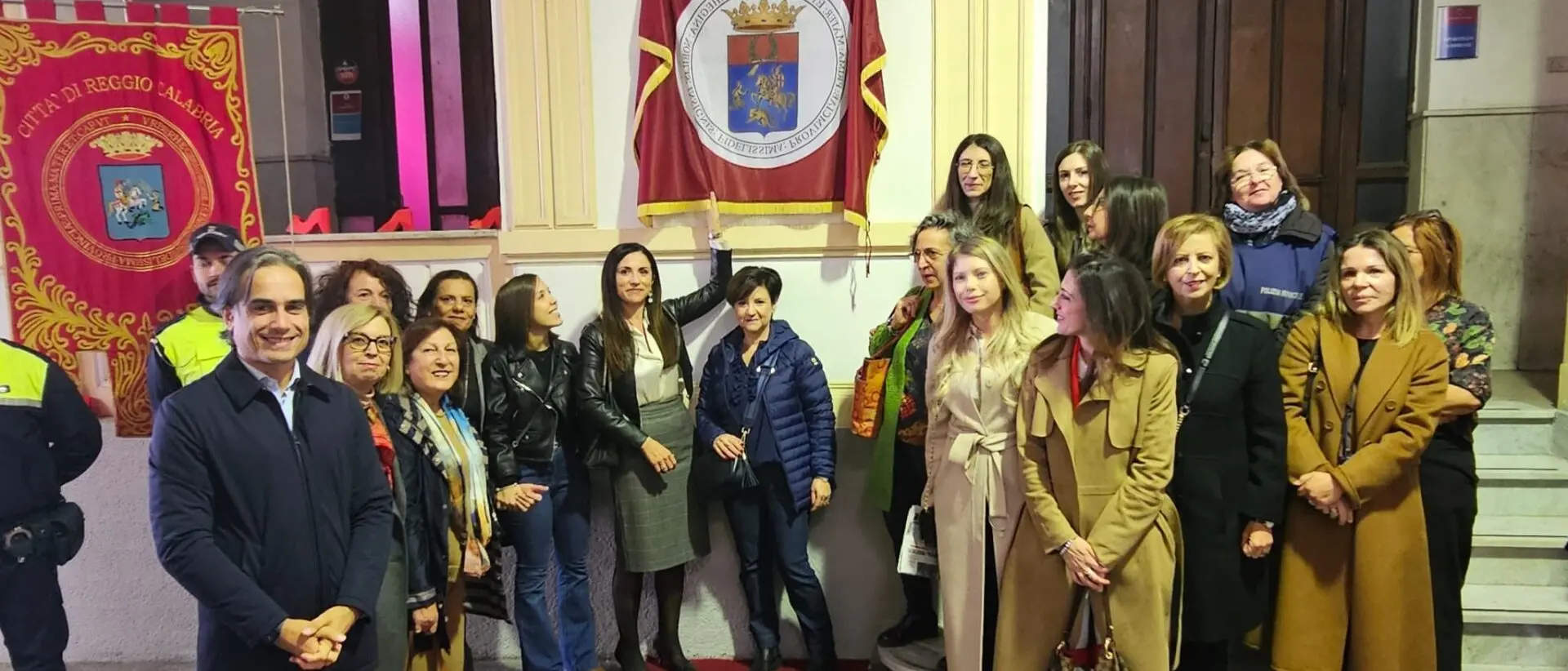 25 novembre: a Palazzo San Giorgio una targa ricorderà le vittime di femminicidio