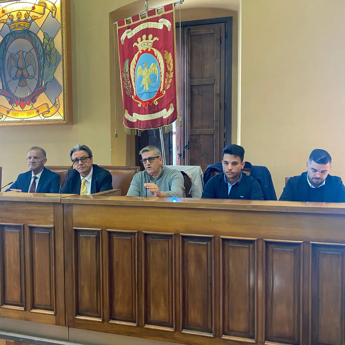 Cimitero di Locri, la minoranza: «Convenzione illegittima, sia revocata»