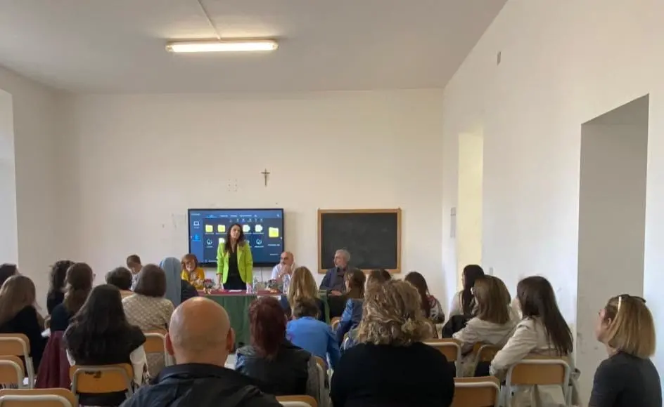 Scilla, docenti a confronto: «Il benessere degli adolescenti, la nostra priorità»