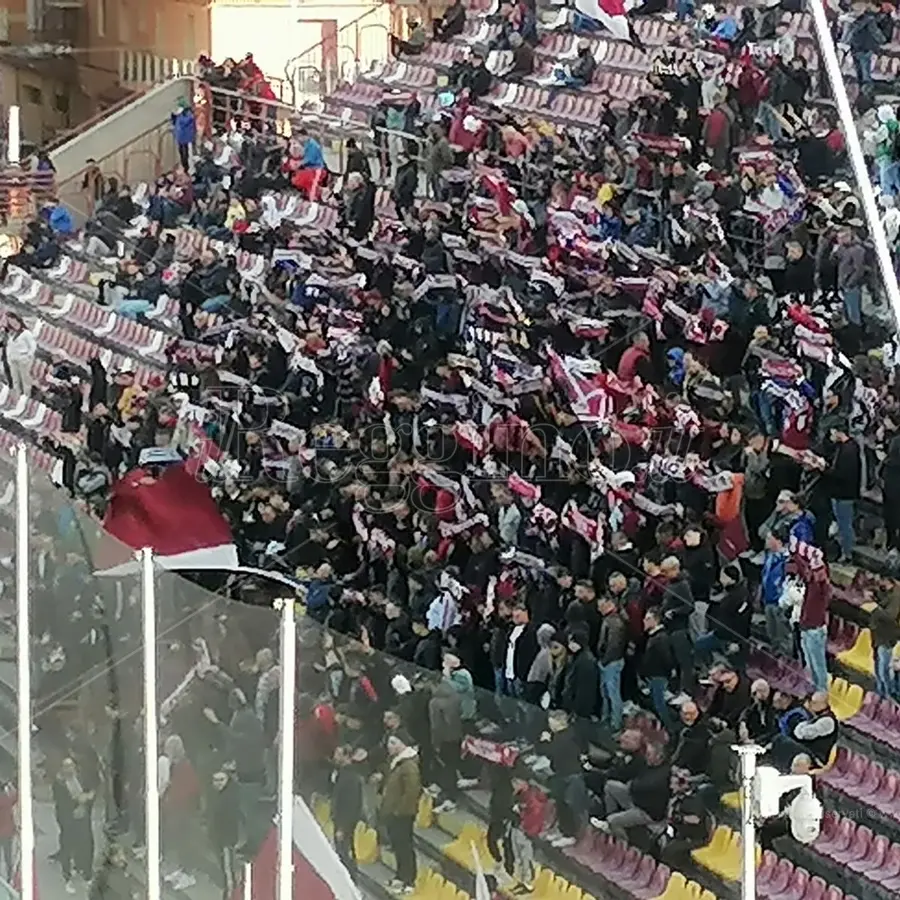 Lfa Reggio Calabria-Real Casalnuovo, amaranto ancora sconfitti: finisce tra i fischi del pubblico