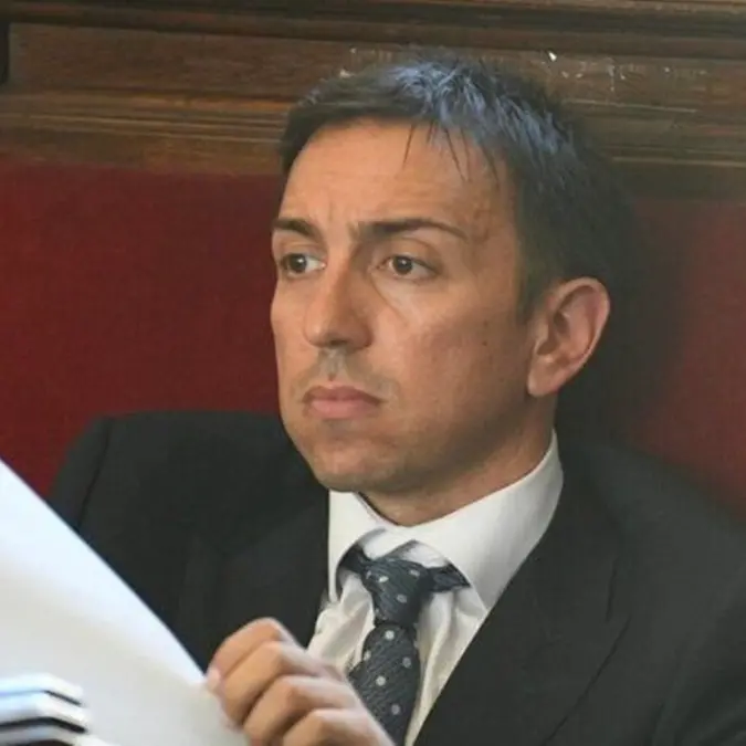 Aeroporto di Reggio, Castorina: «Urgono tavolo con la Regione e consiglio comunale aperto»