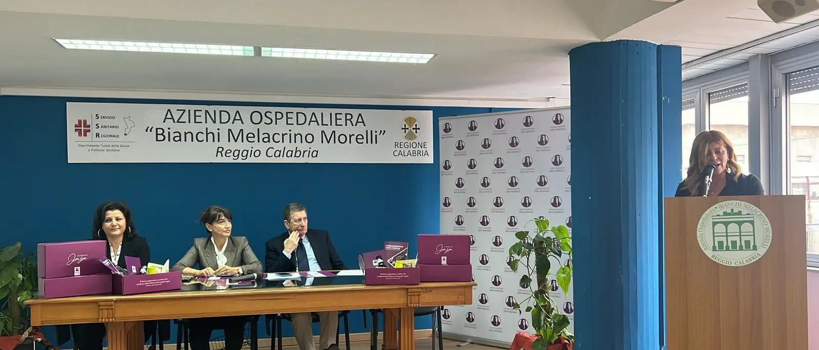 La lotta al tumore passa dalla ricerca: la fondazione Jole Santelli al Gom per donare sorrisi