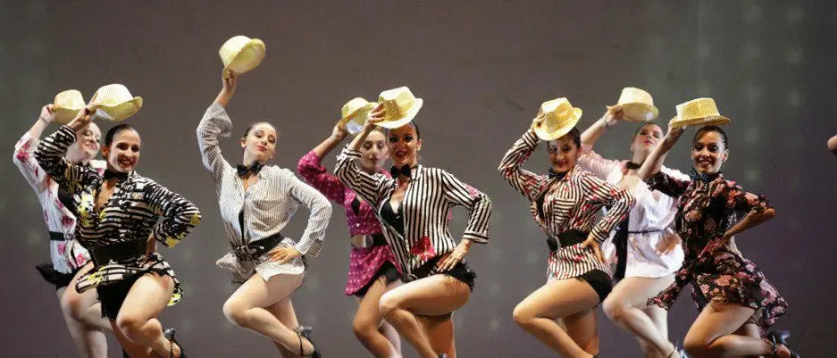 Reggio, Allegria Festival continua con trekking urbano, burlesque e teatro per bambini