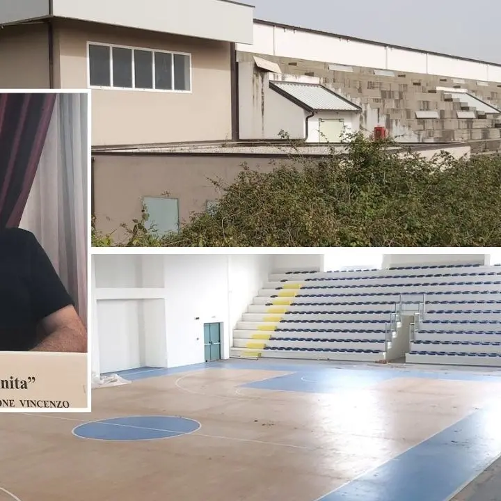 Gioia Tauro, palazzetto dello sport costato 1 milione di euro e mai entrato in funzione