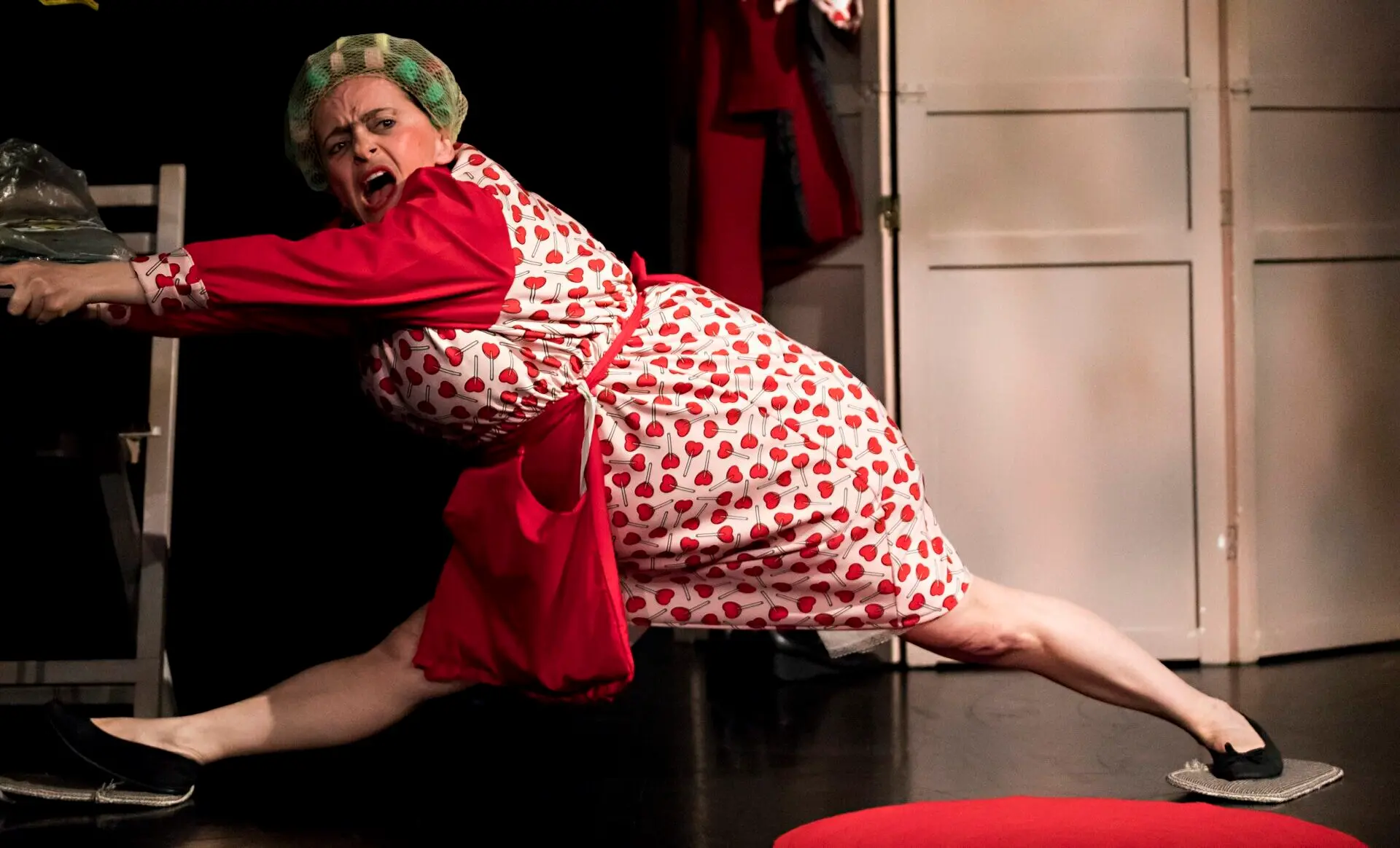 Reggio, all'Allegria festival arriva lo spettacolo comico e di cabaret “La super casalinga”