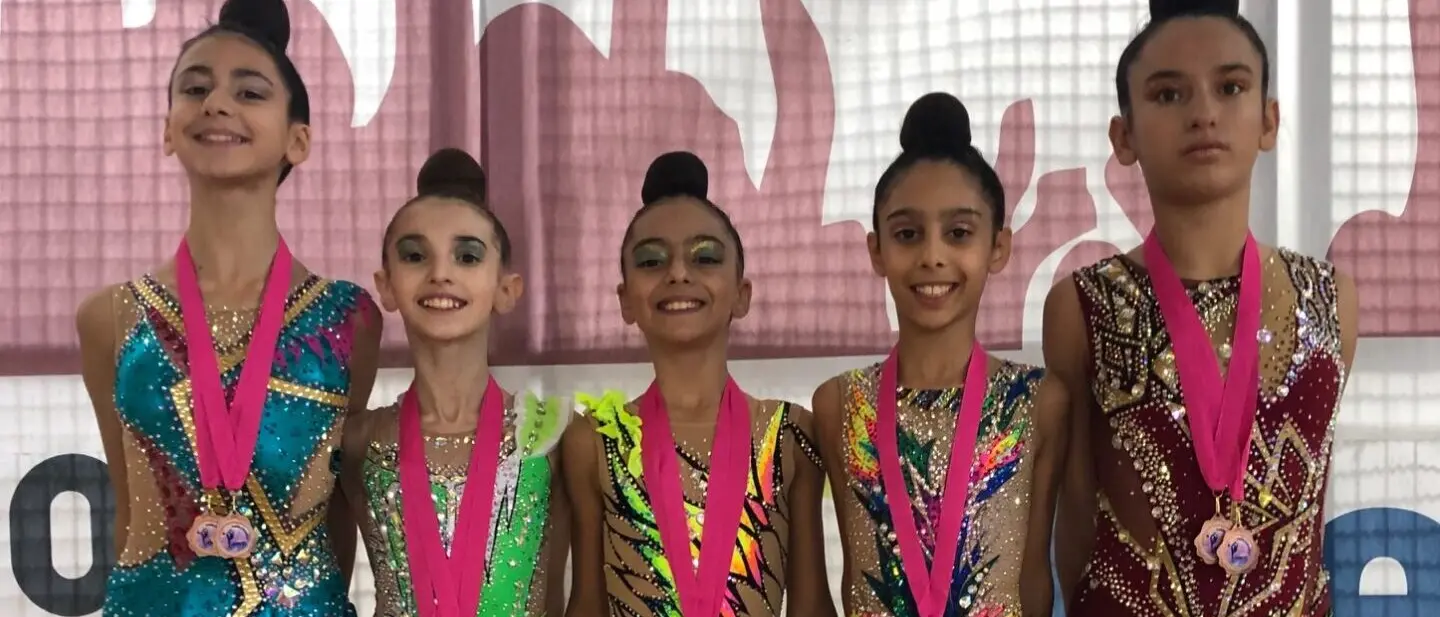 Luminarie e stelle: pioggia di medaglie per Reggio Ritmica