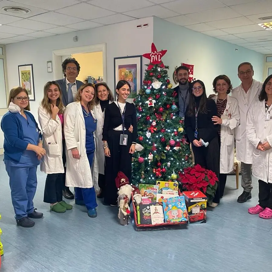 Gom di Reggio, donati oltre 800 libri a Oncoematologia Pediatrica