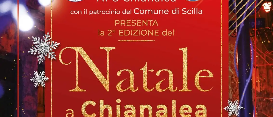 Scilla apre le porte al Natale con l'accezione dell'albero a Chianalea