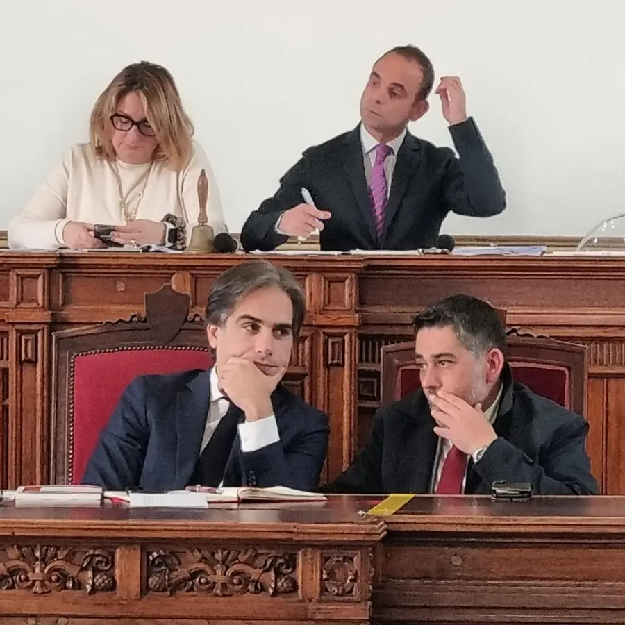 Nuova giunta a Reggio, prove di disgelo tra Falcomatà e il Partito democratico