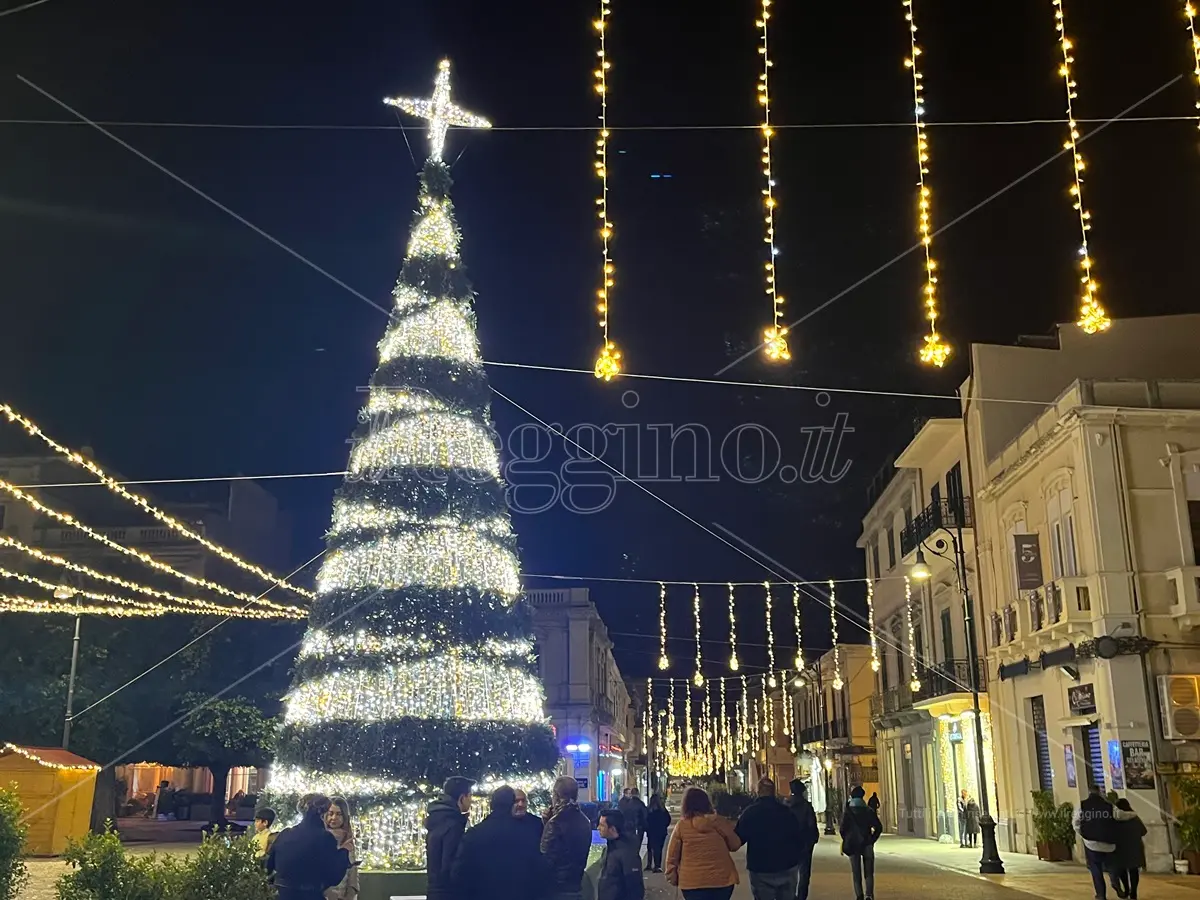 Natale 2024 a Reggio Calabria, pubblicati due avvisi dai settori Cultura e Appalti
