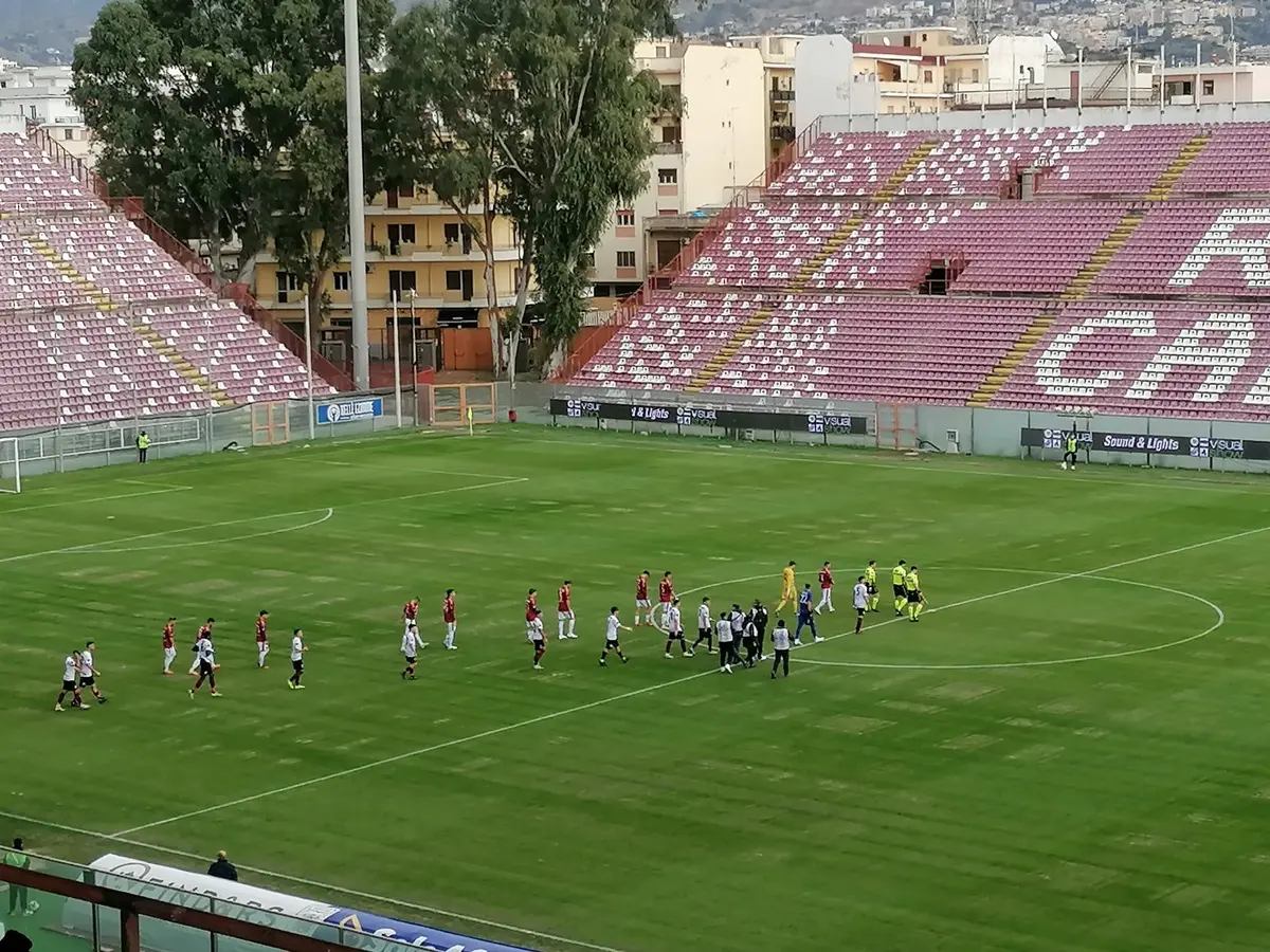 Reggina, la sconfitta con il Siracusa brucia ancora. Pergolizzi: «Rimango fiducioso»