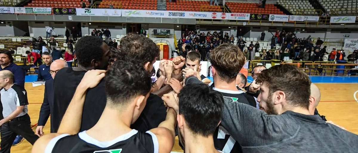 Viola Reggio Calabria vince in casa contro il Catania con il risultato di 99 a 88