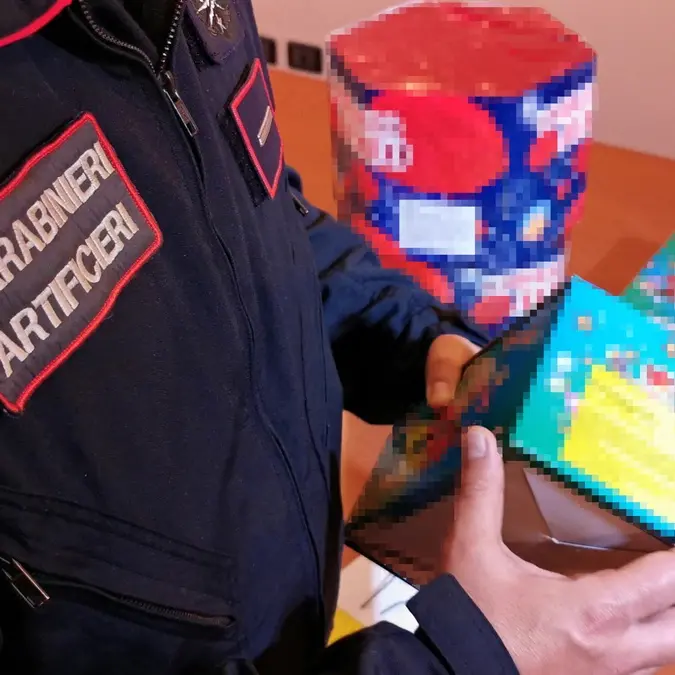 San Ferdinando, controlli su fuochi artificiali: 6 kg di povere pirica sequestrati e una donna denunciata