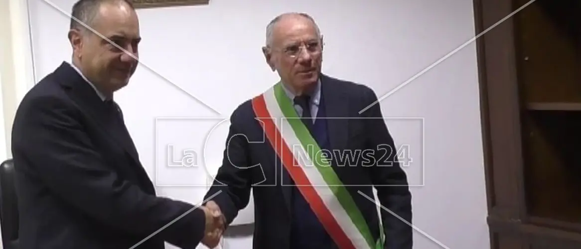 Gioia Tauro, in visita al Comune il nuovo console onorario del Marocco in Calabria, Domenico Naccari