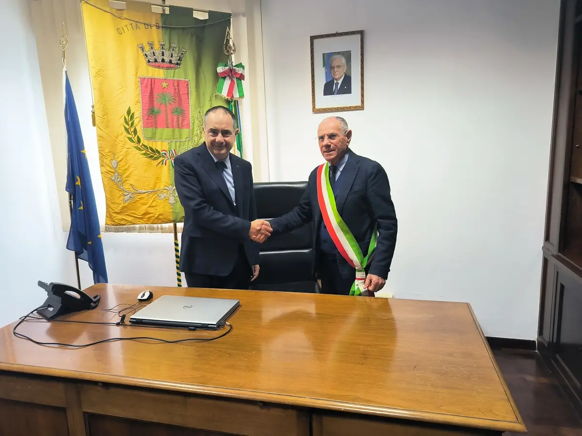 Gioia Tauro, il sindaco Aldo Alessio incontra il Console Onorario del Marocco per la Calabria Domenico Naccari