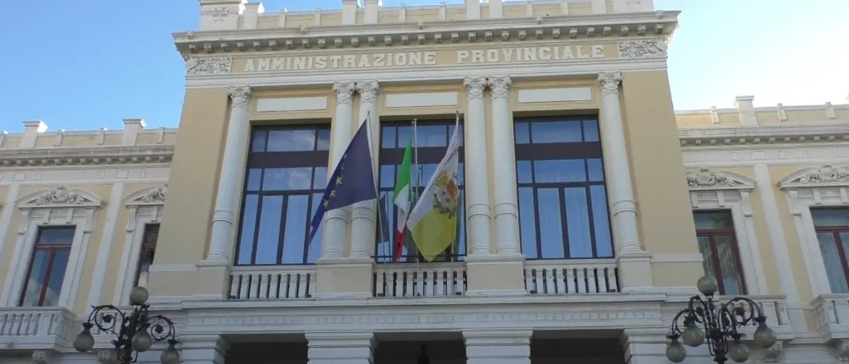 Reggio, la Città Metropolitana promuove 10 corsi gratuiti per 148 posti