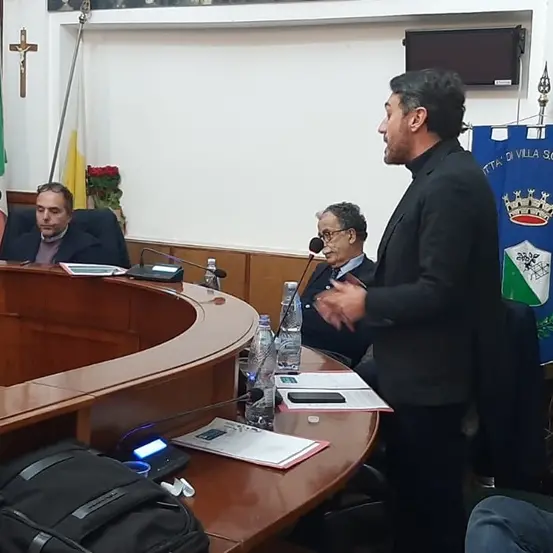 A Villa il Pd compatto contro l'inganno Ponte: «Vogliono solo inaugurare il cantiere»
