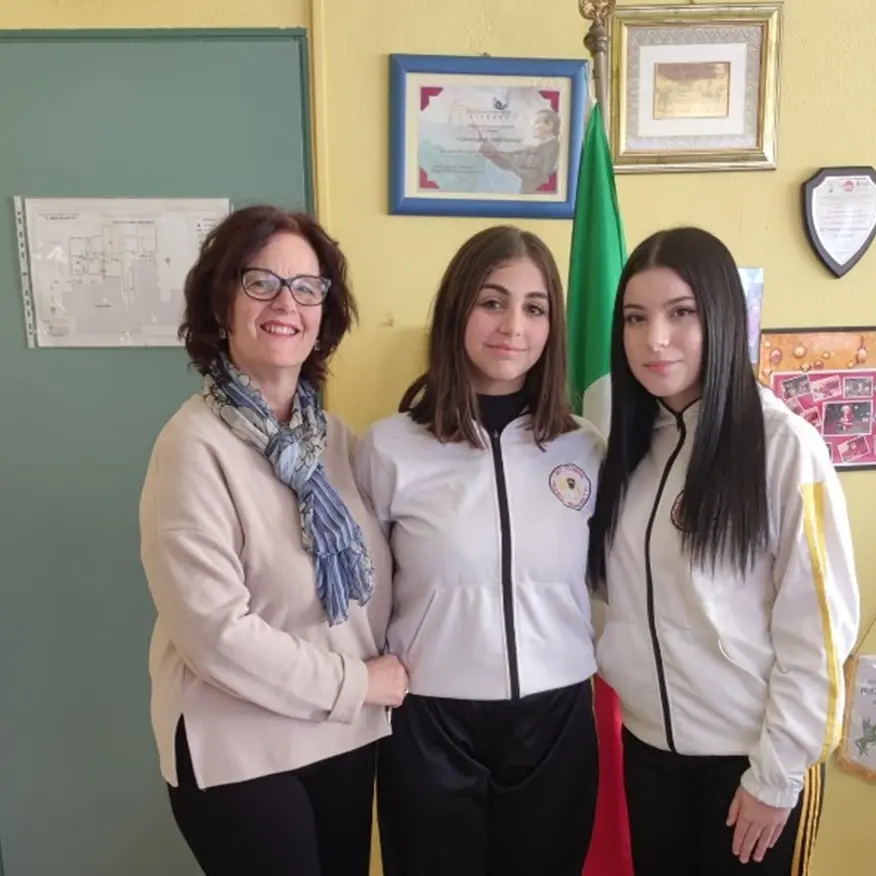 Reggio, tre allieve dell'istituto Telesio alle fasi interregionali dei campionati nazionali di Astronomia