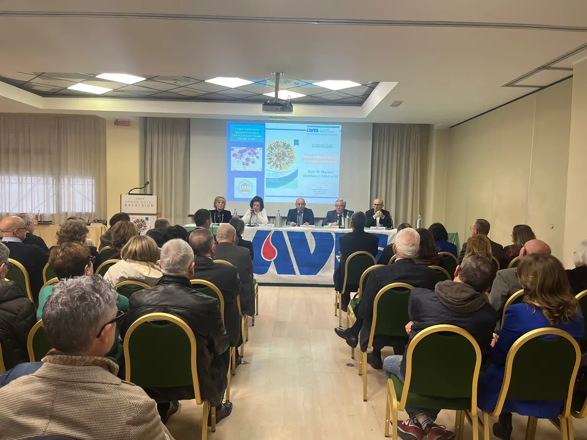 Reggio, assemblea Avis comunale OdV, Calipari: «Il nostro impegno nella raccolta si rafforza: non solo sangue ma anche plasma»