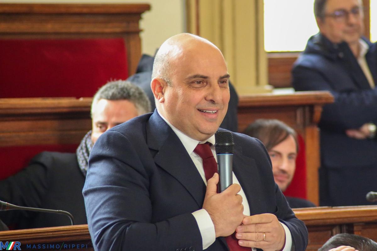 Louis Ripepi Jr Reggio, definì un medico