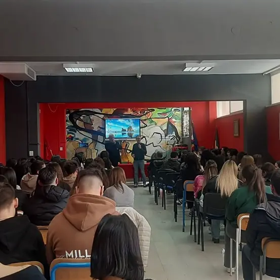 Reggio, al liceo Alvaro di Palmi la presentazione del libro \"Fantasmi\"