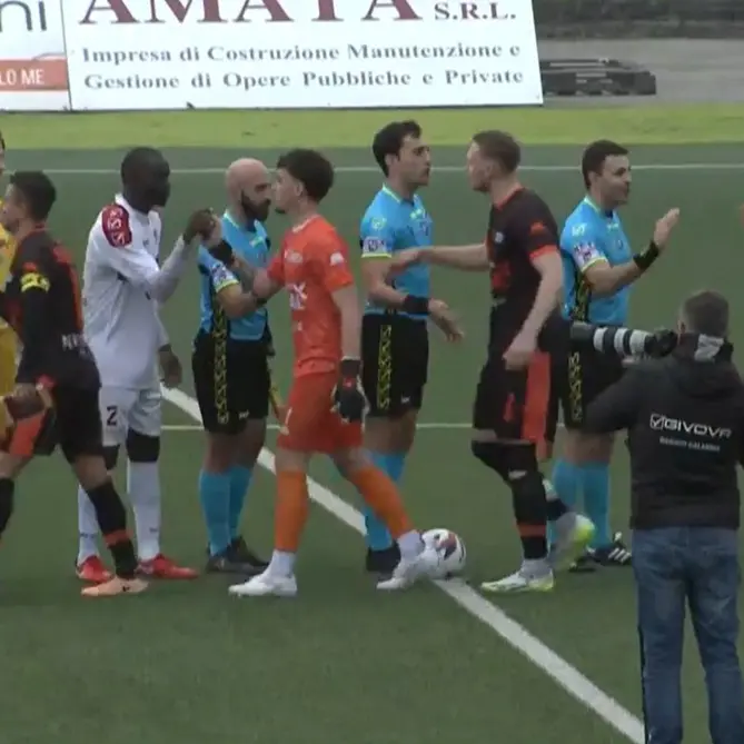 Città di Sant’Agata-Lfa Reggio Calabria, un autogol di Adejo affonda gli amaranto: finisce 1-0