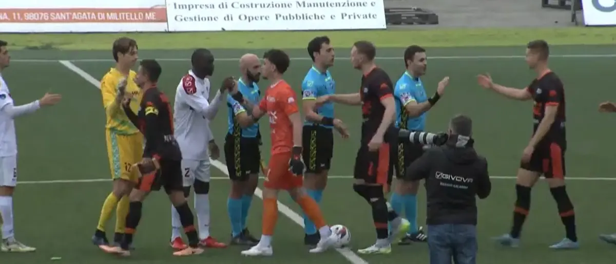 Città di Sant’Agata-Lfa Reggio Calabria, un autogol di Adejo affonda gli amaranto: finisce 1-0