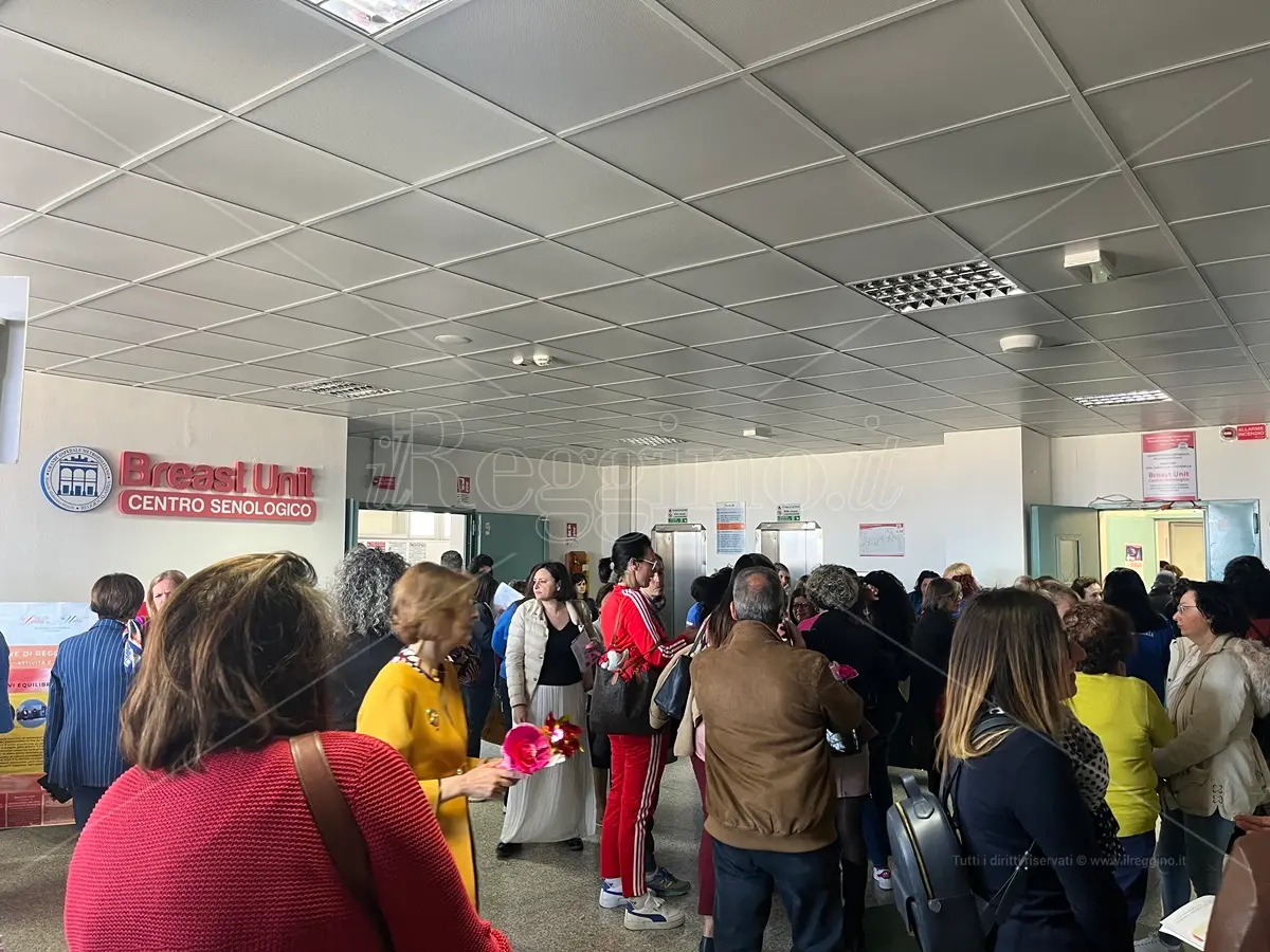 Reggio, il Gom pone al centro la cura della donna: con l'open day apre la sede della Breast unit
