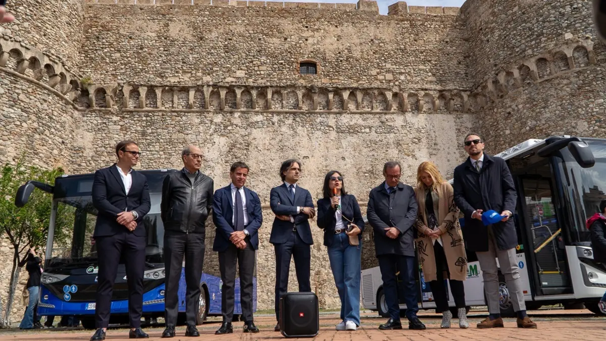 Reggio, Atam ora guarda al futuro: presentati tre nuovi bus elettrici