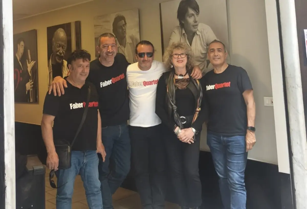 Da Reggio a Genova, Faber Quartet e il primo concerto nella città di De Andrè: «Un'emozione fortissima e un pubblico speciale. Torneremo»
