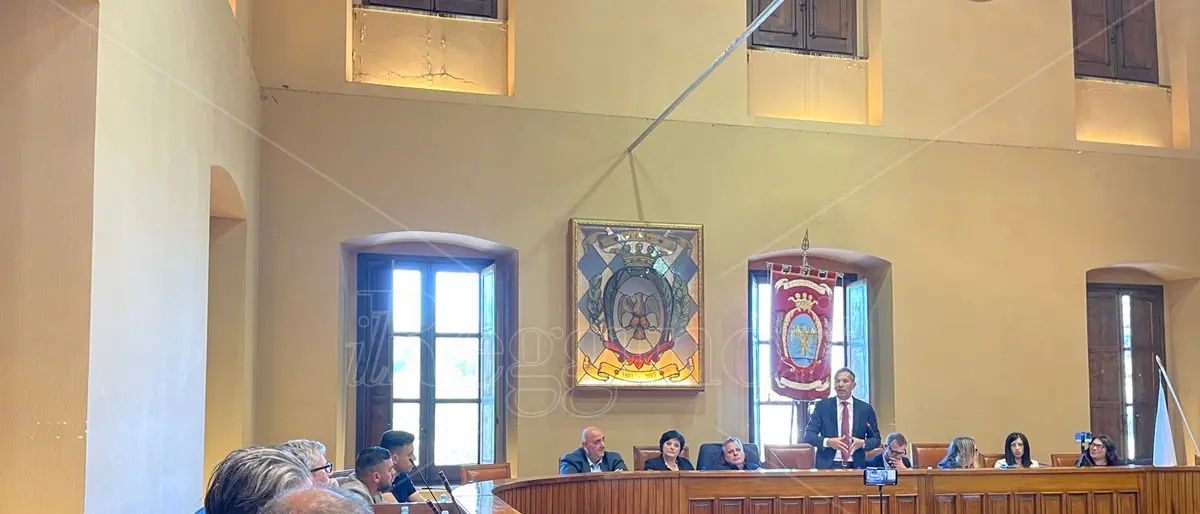 Locri, disco verde dal consiglio comunale al rendiconto di gestione 2023