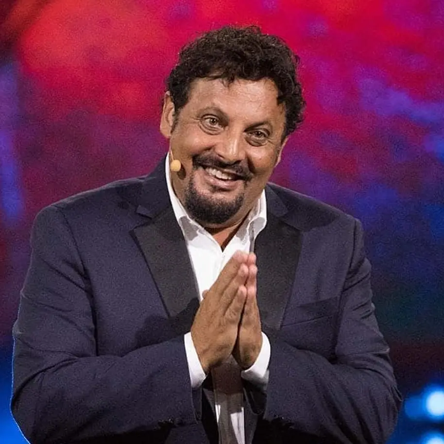 Fatti di musica 2024 a Reggio, si parte il 3 febbraio con Enrico Brignano al Palacalafiore