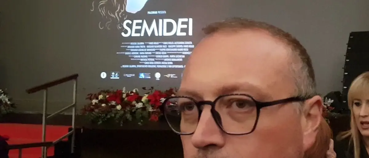 Bronzi di Riace, Versace: «Attrattore turistico principale del patrimonio archeologico e culturale»