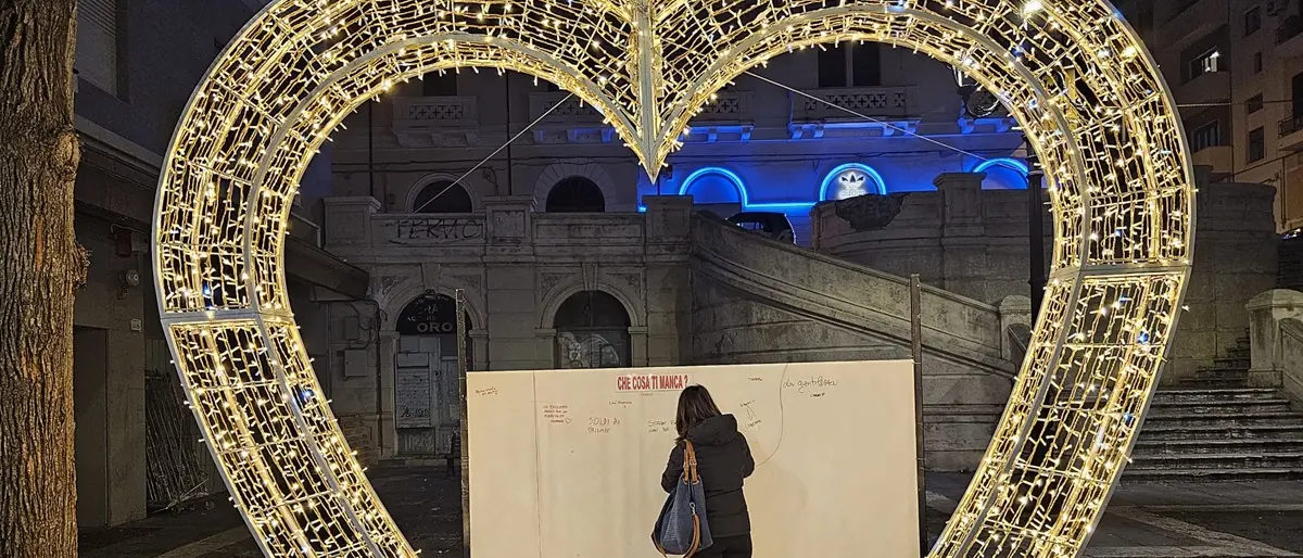 Reggio Christmas City, ‘Hey Bro...’: palco gratuito e ‘selfie natalizi’ al Villaggio dei Ragazzi di piazza Camagna