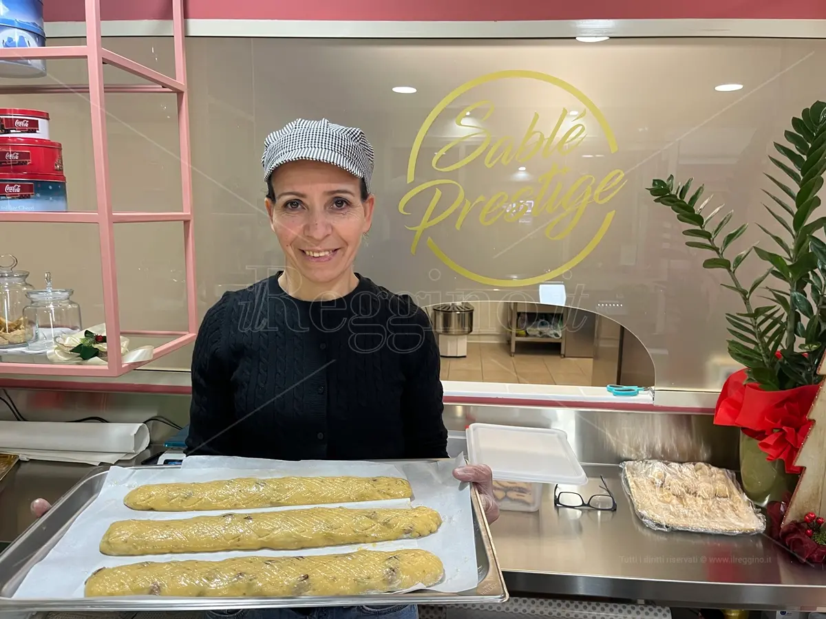 Da Béni Mellal a Reggio, Nezha Rafik: «Attraverso i miei biscotti tengo vive le mie radici» - VIDEO