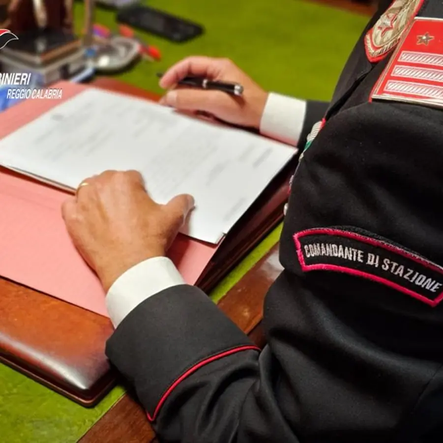 Reggio, 29enne reggino ai domiciliari per aver maltrattato la coniuge