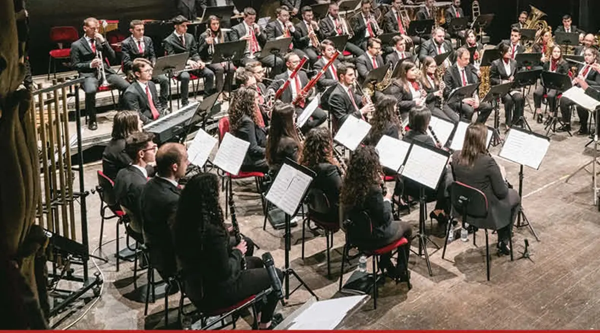 Cittanova, al teatro Gentile domani il concerto dell'orchestra giovanile di fiati di Delianuova